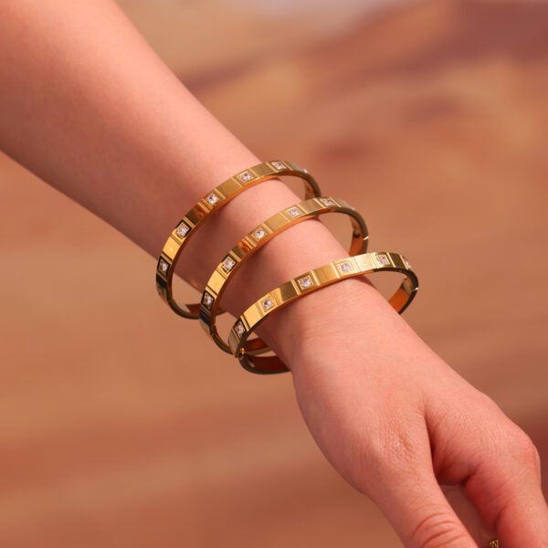 Full Diamond Buckle Bracelet - Image 5