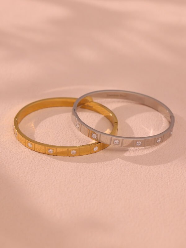 Full Diamond Buckle Bracelet - Image 2