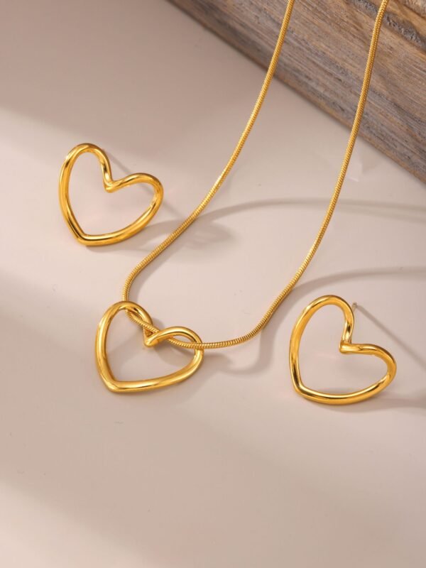 Fashion Irregular Heart Necklace - Image 2