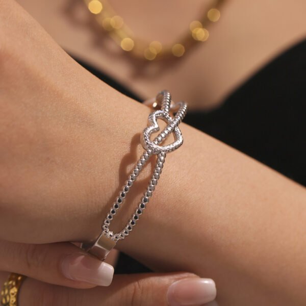 Heart Bead Buckle Bracelet - Image 5