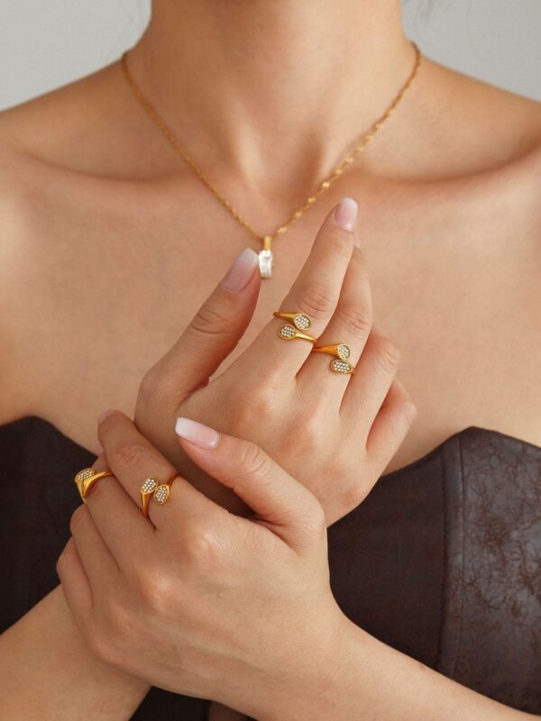 Light Luxury Irregular Open Zircon Ring - Image 6