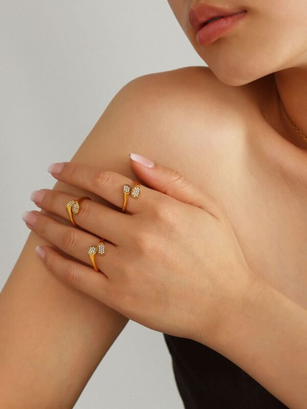 Light Luxury Irregular Open Zircon Ring - Image 8